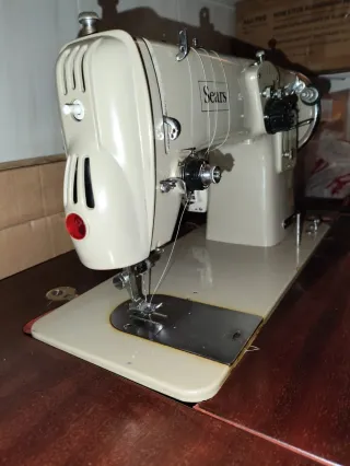 Máquina de coser Sears 102-300