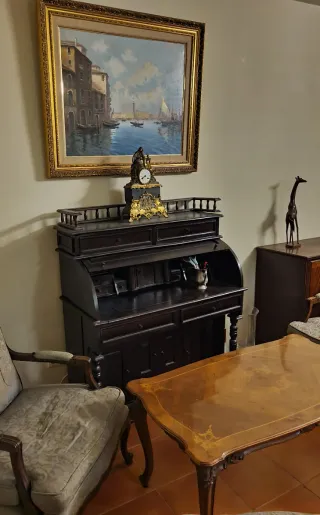 Se venden muebles clásicos artesanales preciosos