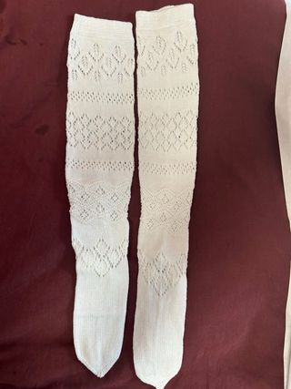 Calcetines Fallera sin estrenar.