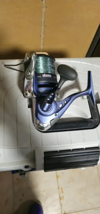 Caña de pescar 210 Marte Plata mas maletin