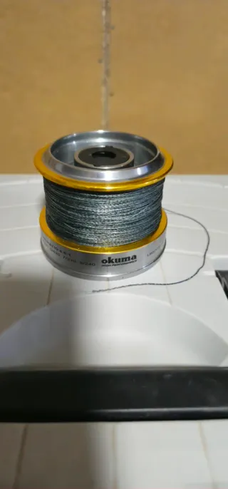 Caña de pescar 210 Marte Plata mas maletin