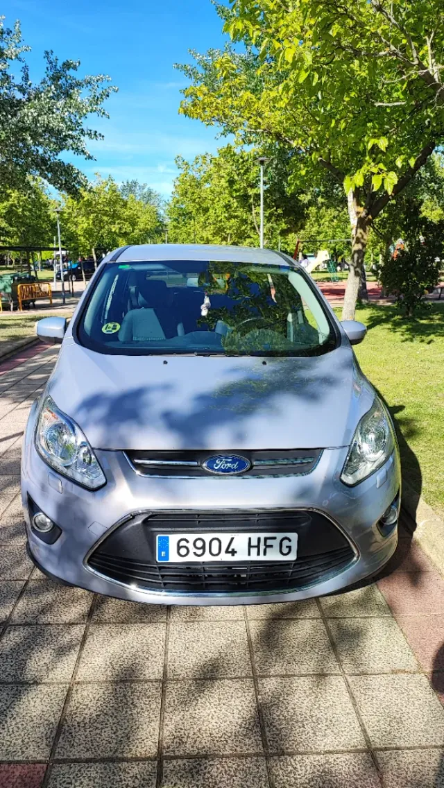 Ford Grand C-MAX 2011