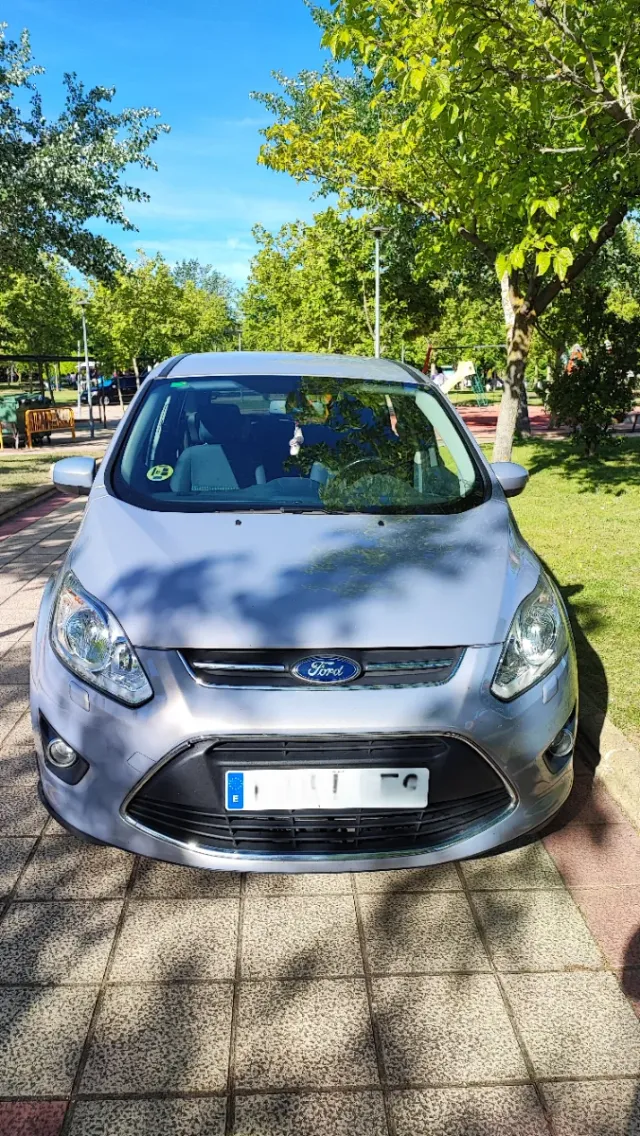 Ford Grand C-MAX 2011