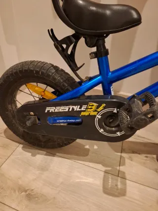 Bicicleta infantil BMX Royal Baby Freestyle 12"