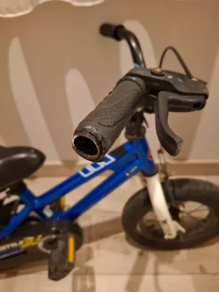 Bicicleta infantil BMX Royal Baby Freestyle 12"