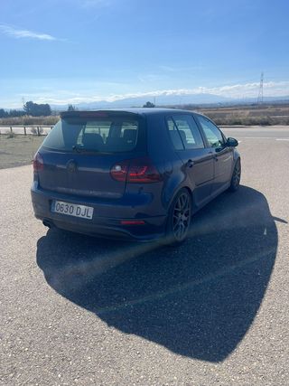 Volkswagen Golf 2005