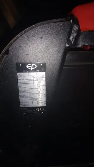 Carretilla Eléctrica ED Modelo F4