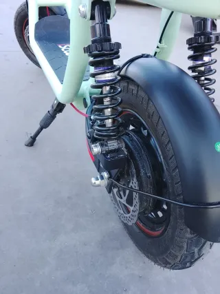 Patinete Eléctrico con Asiento