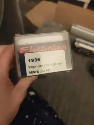 Modello di carro bestiame per treni in scala HO