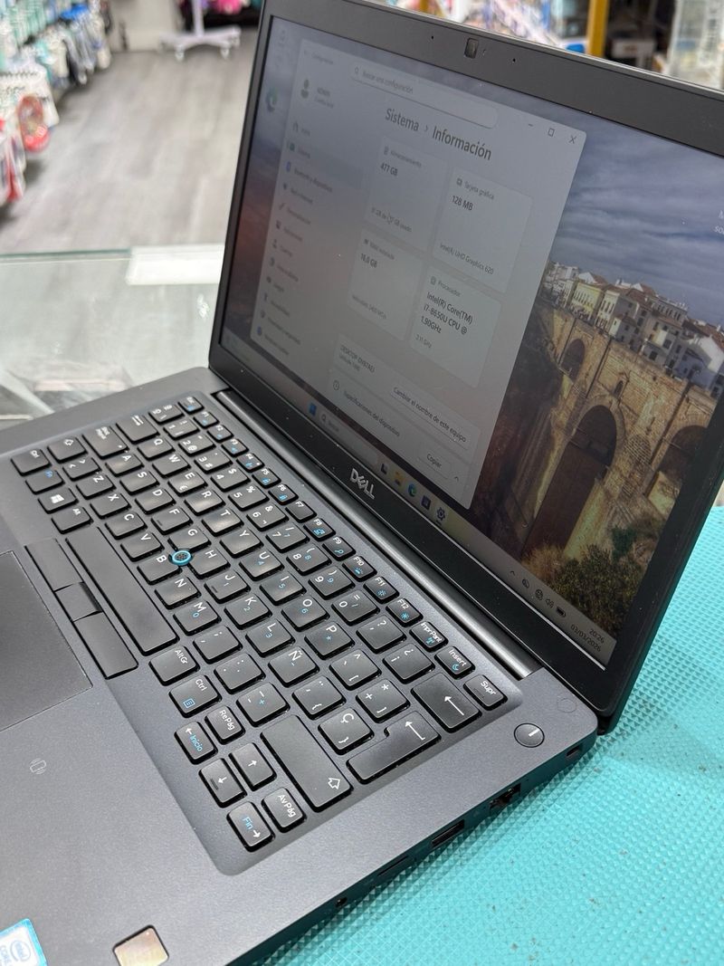 Dell i7 16GB RAM 512GB SSD，CON CARGADOR ORIGINAL afbeelding 2