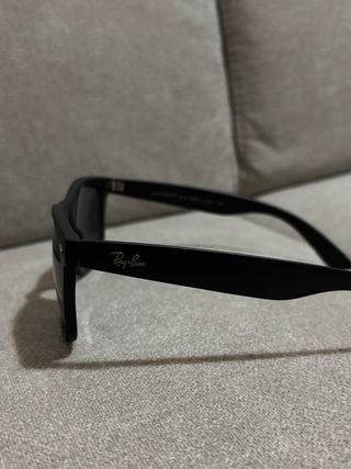 Occhiali da sole Ray-Ban neri 54 mm