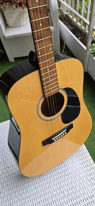 Guitarra Acústica Squier Fender