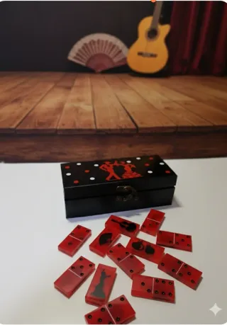 Dominó artesanal flamenco