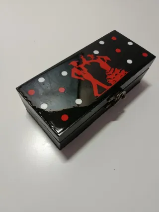 Dominó artesanal flamenco