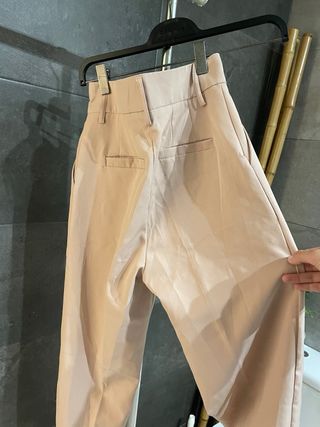 Pantalón pinza rosa palo
