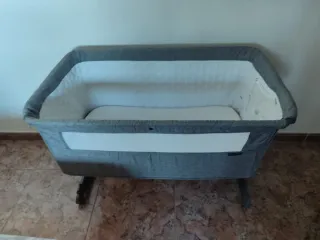 Minicuna colecho Kinderkraft + sábanas + edredón