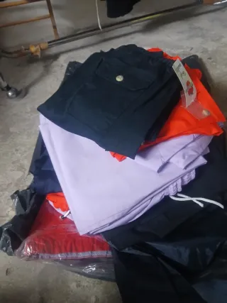 Stock 110 pz abito da lavoro nuovo