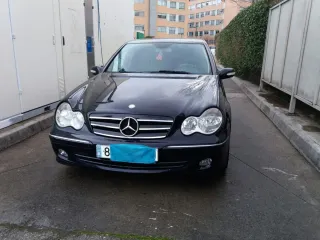 Mercedes-Benz Clase C 2005