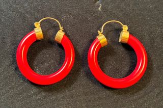 Pendientes aro vintage rojos y dorados.