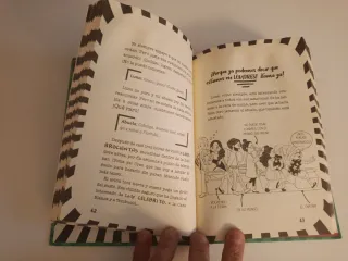 Superlío de gemelas (El mundo de Clodett 1)