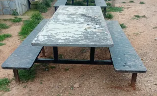 Mesa y bancos exterior 3m x 2m