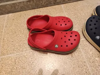 Zuecos Crocs Rojos Talla M 6 / W 7