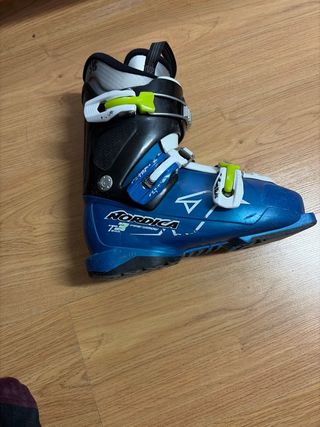 Pack Esquí: Botas, Esquís y Bastones