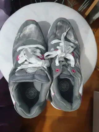 Zapatillas KangaROOS Talla 39 Gris/Rosa