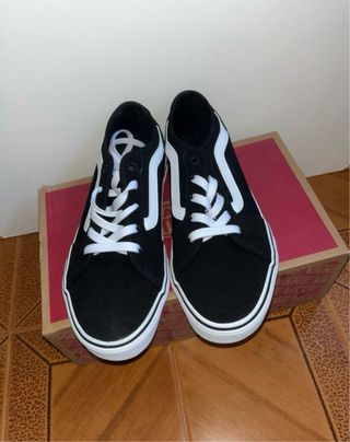 Zapatillas Vans Old Skool Negras Blancas