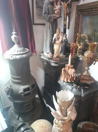 Estufa de leña antigua grande