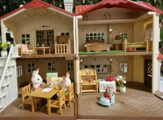 Casa Sylvanian vintage con luces