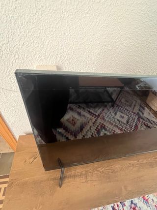 Mueble TV madera y Televisor