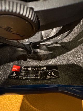 Casco Ciclismo Montaña Met Veleno Azul. Talla L