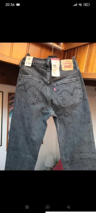 Levi's 501 Jeans negro desgastado W25 L30.