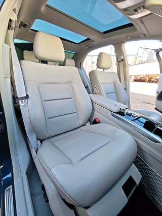 Mercedes E 300 Hybrid Plus 231cv