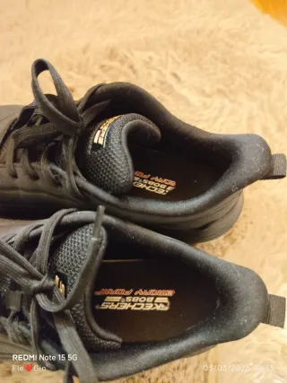 Scarpe Skechers Donna Taglia 39 Nere