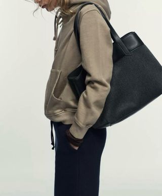 Bolso Zara Maxi Gris/ Negro