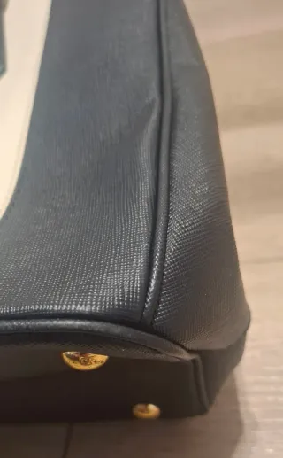 Borsa Prada Galleria bicolore beige/nera