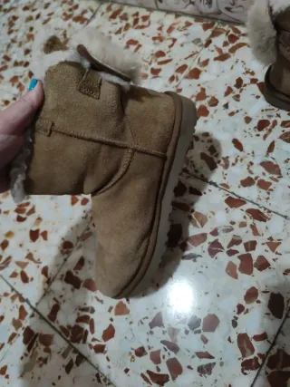 Botas de ante con forro de borreguito