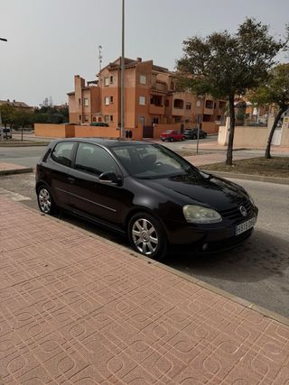 Volkswagen Golf 2005