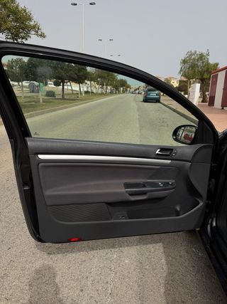 Volkswagen Golf 2005