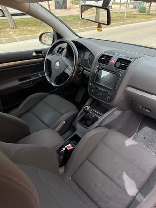 Volkswagen Golf 2005