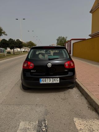 Volkswagen Golf 2005