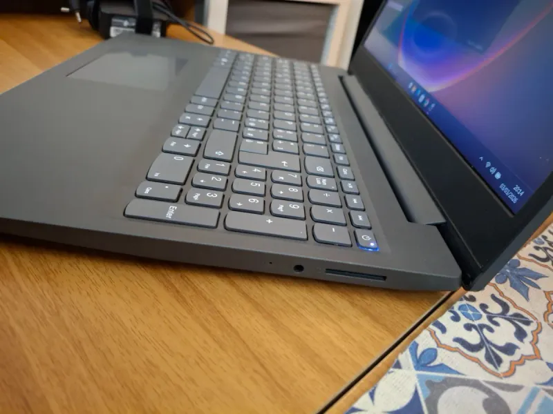 Laptop Lenovo portátil i5 10th, 20GB RAM, 500GB SSD afbeelding 3