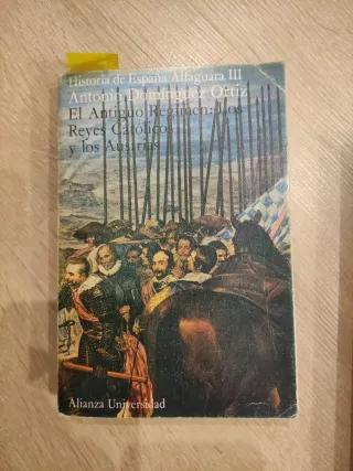 Varios libros de geografía, historia..