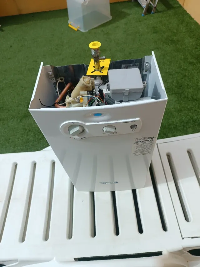 Termo de gas butano automático