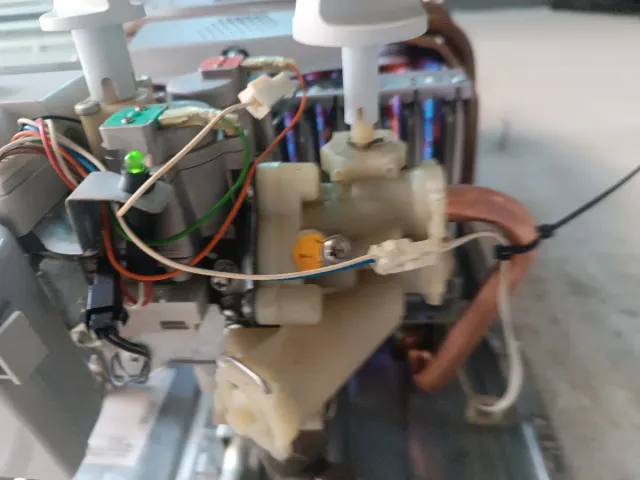 Termo de gas butano automático