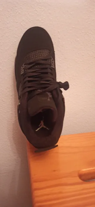 Jordan Retro 4 Black Cat