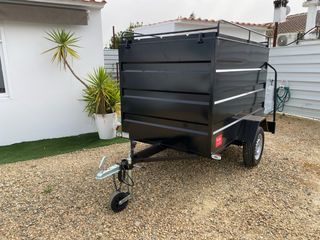 Remolque cerrado un eje