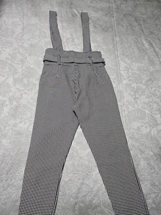 TRAJE DE PANTALÓN Y CHAQUETA TALLA S. SIN ESTRENAR